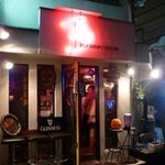 BILLY BAREW'S BEER BAR - 