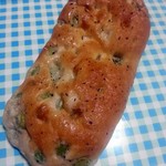 モンタボー - 枝豆とチーズのおつまみパン