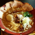 群青 - 残雪！濃厚な激ウマ魚介白湯！