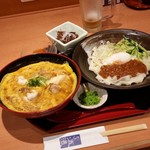 とり五鐵 - 「名古屋コーチン親子丼とコーチン入り肉味噌きしめん (2200円)」