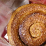 ベッカライ ビオブロート - シナモンロール