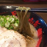 ラーメン 田中九商店 - 宇治抹茶麺