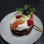 パティスリー カーヴァンソン - タルト・オ・フィグ　850円