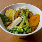 “Nakano Curry Udon” with plenty of vegetables