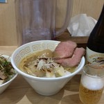 中村麺三郎商店 - ビール（550円）を追加した。
