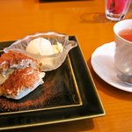 バッカナーレ - デザートと紅茶