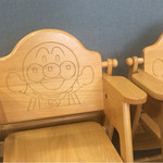 発寒かねしげ鮮魚店 - 小さいお客様にはあんぱんまん！