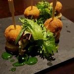 ラ モデスティ - 2016.8.
      2016.8.エスカルゴのクロケット