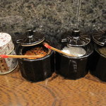 銘鶏やき鳥 鳥仙 - 黒七味、七味とうがらし、塩、胡椒