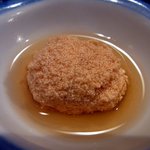 酒盃 - たらこのたいたんです。 薄味で味付けが抜群でした。 ん？、これは京風な味付けに近いかなって印象でした。 京都の割烹で修行したのかなってぐらいの味付けでした。 とっても美味しくてビックリしてしまいました