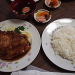 日進食堂 - ポークソテーライス