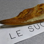 ル・シュクレクール - 2016年9月　バゲットの先が、尖ってます♪