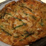 チヂミが自慢の韓国料理居酒屋 おんどる - 海鮮チヂミ