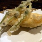 酒盃 - この穴子の天ぷらがプリプリで激旨だったんですよね。 こんなに美味しい穴子の天ぷらは食べた事がないかもって言うぐらいです。 非常にレベルの高い一品でした。