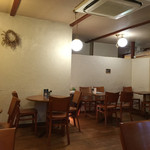 ビストロ ロベン - 店内