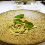 T.N - 天然鯛と芹のリングエッティーネ
　天草産・鯛のボッタルガ　