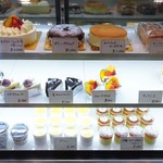 Patisserie Chau.Chau - 店内　ショーケース