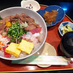 Kan No Ki - 〔ランチ〕海鮮丼（￥1000）。味噌漬の炙りまぐろが最大の特徴、満腹になります！