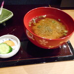 平花とんぼ - 味噌汁
      