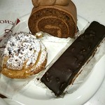 デザート ラボ ショコラ - 生チョコロール、バナナチョコバー、シュークリーム