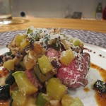 裕の輪 - チーズをおろして仕上げ、若松の無農薬野菜たっぷり、ハニーマスタードのソース