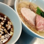 ボニートスープヌードルライク - あご煮干しの冷たいつけ麺(2016年夏の数日限定)