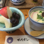 千代すし - 寿司セット800円 茶碗蒸しとフルーツも付きます。