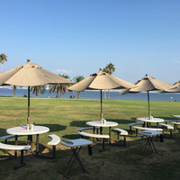 The lounge on the water - 