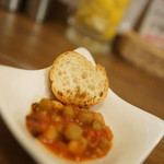 piccolo MODENA - 豆トマト煮