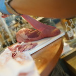 piccolo MODENA - 捌いてる