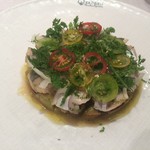 ルグドゥノム ブション リヨネ - 2016.06
      鯵のマリネサラダ