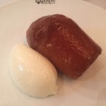 ルグドゥノム ブション リヨネ - 2016.07
      ラム酒風味のババ