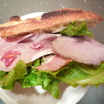 ル・グルニエ・ア・パン - 【2016.9】コダマで買った肉サラダでバゲットサンド(^^)v