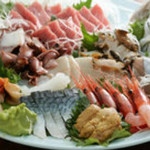Assorted sashimi for four people