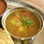 鎌倉バワン - スパイスのスープ。