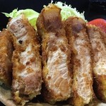 げんこつ亭 - 2016年08月
      ロース(焼き)とんかつ定食
