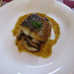 Chezやまのべ - 本日の魚料理（さごちときのこのソテー）