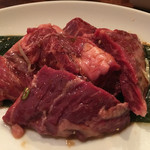 炭火焼肉 ぐら - 先ずは「牛中落ちカルビ・タレ」から…（2016.9）