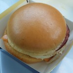 マクドナルド - 満月チーズ月見バーガー390円／平成28年9月