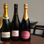 Champagne Bar R-30 - 