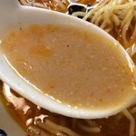 ラーメン･餃子 ハナウタ - 【2016年07月】薬膳香辛 味噌（中辛）のスープアップ、相変わらず旨いです。
