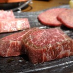 炭火焼肉 えのもと - ロース