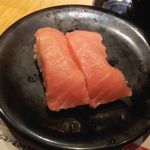 江戸前回転寿司 ぎょしん - 中トロ２買350円