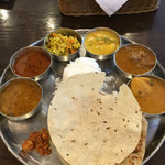 アーンドラ・ダイニング - 