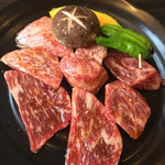 焼肉の吉田 - 肉盛り定食1700円