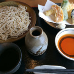 手打そば　稜庵 - ざるそば天ぷら付き（大盛り） 1,647円