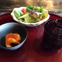 鉄板焼　恵比寿 - 前菜的お通し風先付け