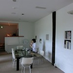 あさば - 2016年8月：現代的なサロン♪すまして飲んでいるのは私ですｗ