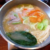 とり田 博多本店 - 野菜を入れて