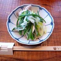 とり田 博多本店 - 水炊きを取り皿に